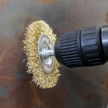 Brosse métallique NTools Wire Brush - Tige hexagonale 1/4, pour perceuse et visseuse