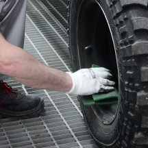 Rouleau de non-tissé abrasif APP WSR 222 - Anti-encrassement, pour zones difficiles d’accès, 100 mm x 10 m